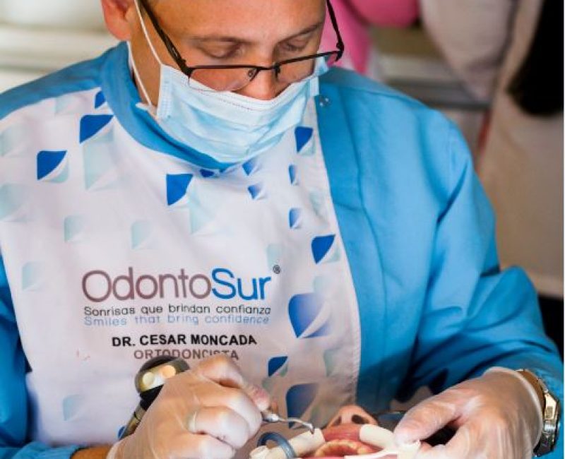 Dr.CesarM-Odontosur